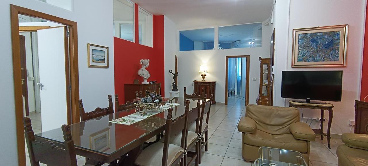 Amanda'S Apartment Taranto Exterior photo